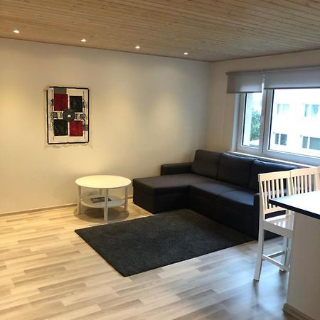 Modern Cozy 2 Bedroom Apartment Near City Center ปาร์นู ภายนอก รูปภาพ