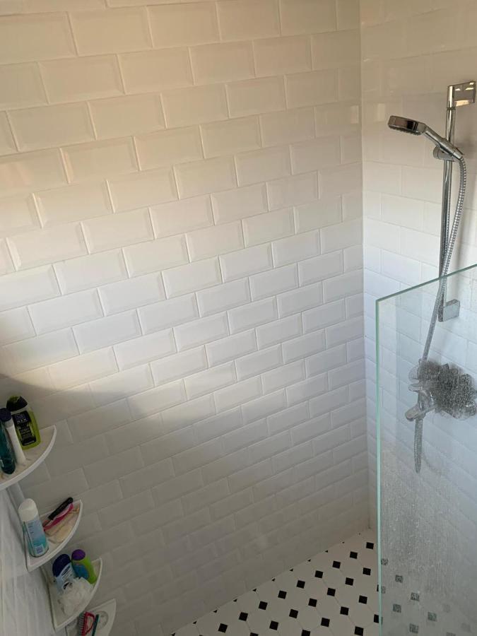 Modern Cozy 2 Bedroom Apartment Near City Center ปาร์นู ภายนอก รูปภาพ